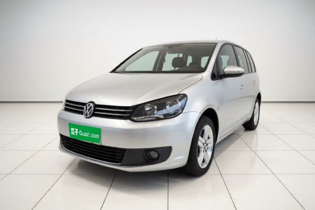 Ojetý Volkswagen Touran 2015 1.4T DSG Comfort Edition 5 Seats