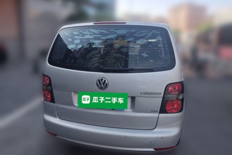 Used Volkswagen Touran 2015 1.4T Manual Fashion Edition 5-Seater Rear