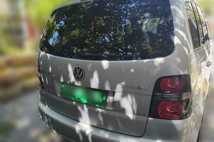 Used Volkswagen Touran 2015 1.4T DSG Comfort Edition 5 Seats Rear