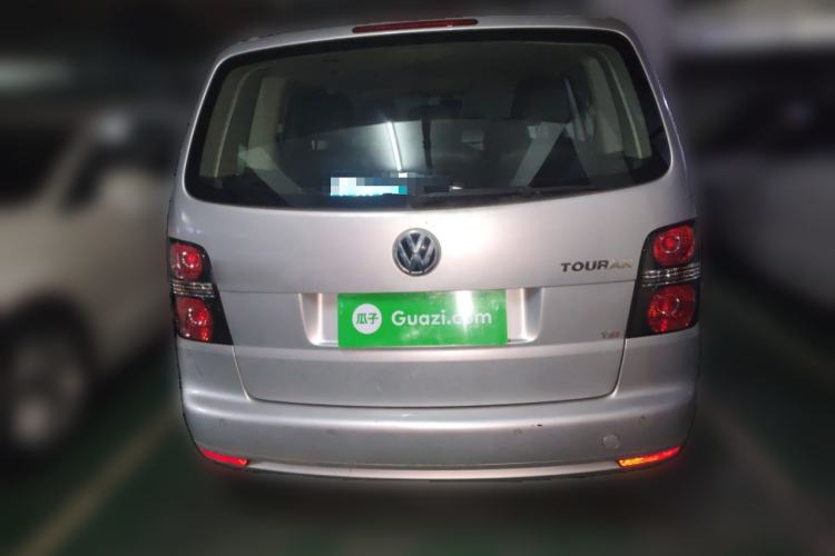 Used Volkswagen Touran 2015 1.4T DSG Comfort Edition 5 Seats Rear