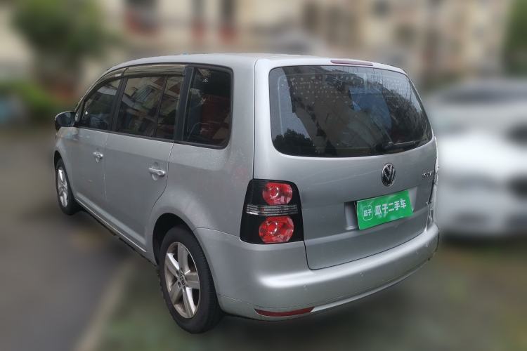 Used Volkswagen Touran 2015 1.4T Manual Fashion Edition 5-Seater Rear Left 45 Deg