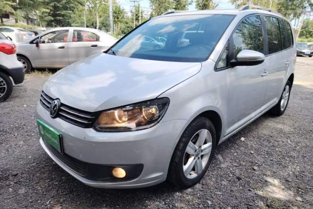 Volkswagen Touran 2015 1.4T DSG Comfort Edition 5 Seats usado