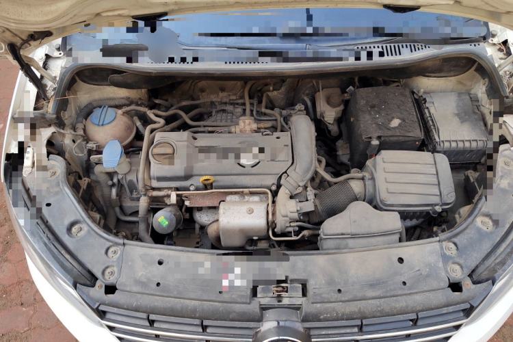 Used Volkswagen Touran 2015 1.4T Manual Fashion Edition 5-Seater Engine Bay