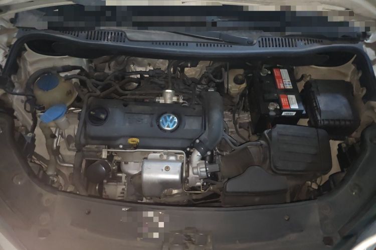 Used Volkswagen Touran 2015 1.4T DSG Comfort Edition 5 Seats Engine Bay