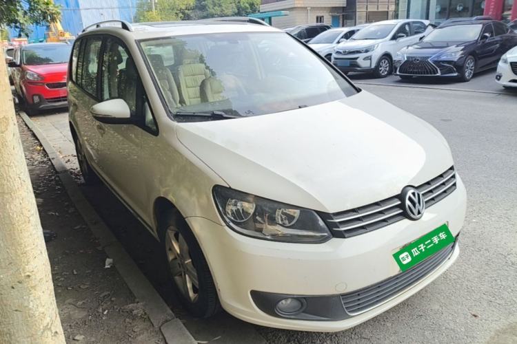 Used Volkswagen Touran 2015 1.4T DSG Comfort Edition 5 Seats Exterior 1