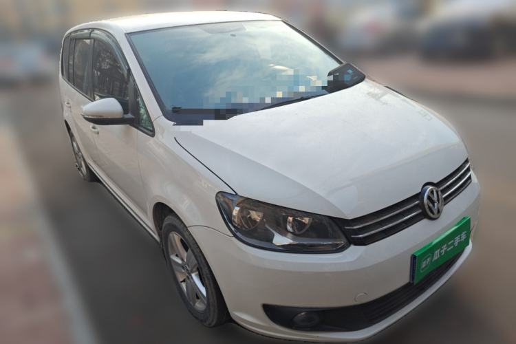 Used Volkswagen Touran 2015 1.4T Manual Fashion Edition 5-Seater Exterior 2