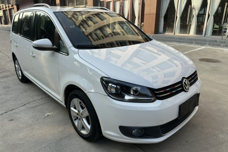 Used Volkswagen Touran 2015 1.4T DSG Comfort Edition 5 Seats Exterior 9
