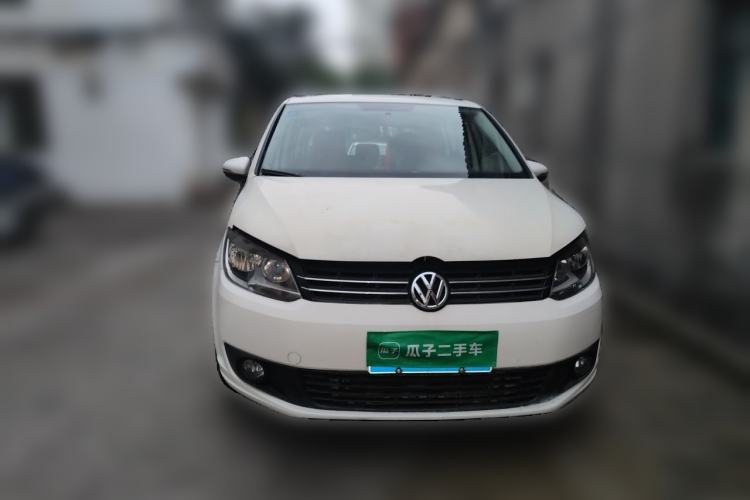 Used Volkswagen Touran 2015 1.4T Manual Fashion Edition 5-Seater Front