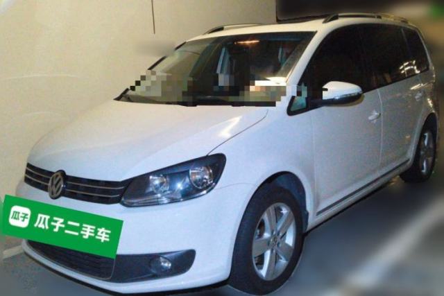 Ojetý Volkswagen Touran 2015 1.4T DSG Comfort Edition 5 Seats
