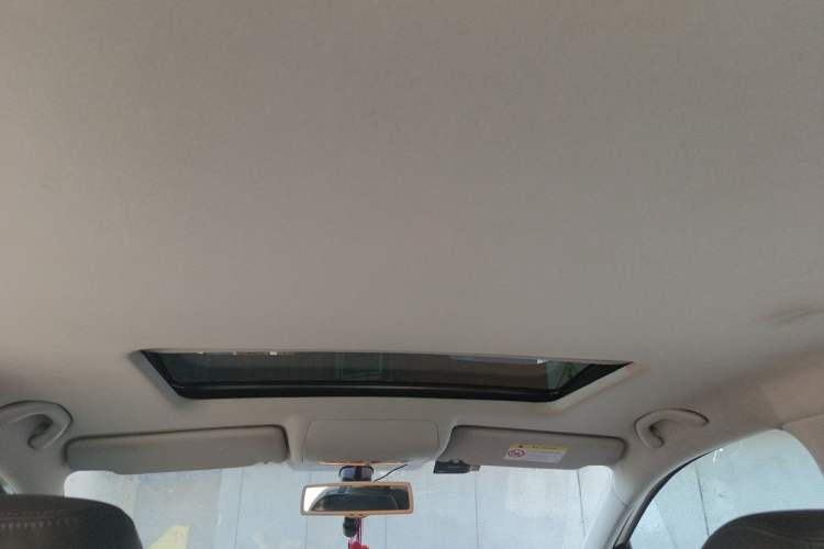 Used Volkswagen Touran 2015 1.4T DSG Comfort Edition 5 Seats Headliner