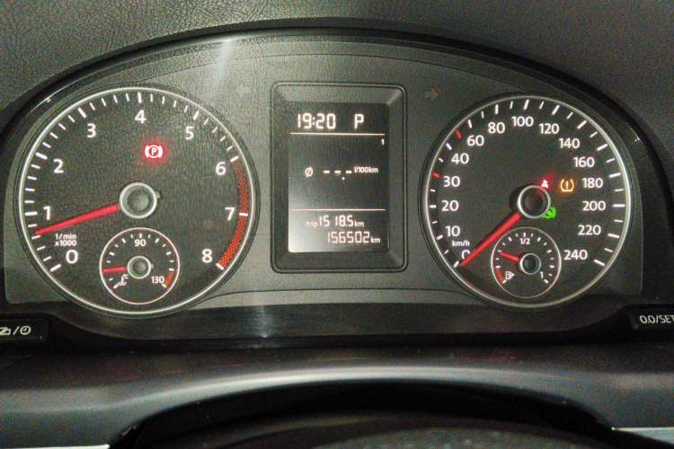 Used Volkswagen Touran 2015 1.4T DSG Comfort Edition 5 Seats Instrument Cluster