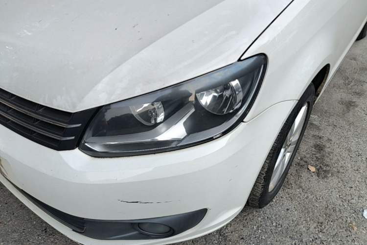 Used Volkswagen Touran 2015 1.4T DSG Comfort Edition 5 Seats Left Front Headlight