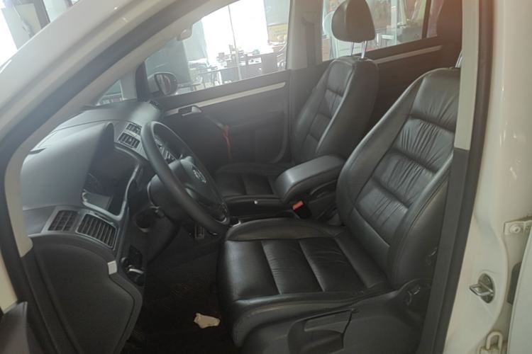 Used Volkswagen Touran 2015 1.4T DSG Comfort Edition 5 Seats Left Front Seat