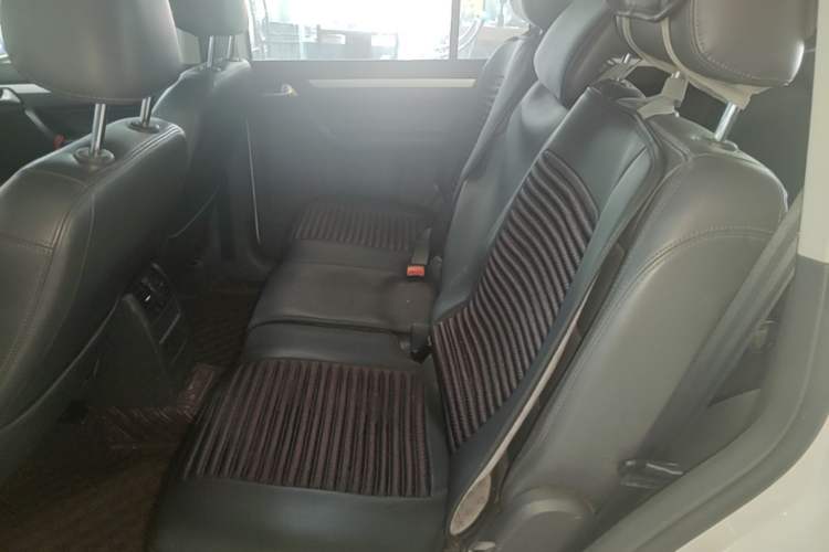 Used Volkswagen Touran 2015 1.4T DSG Comfort Edition 5 Seats Left Rear Seat