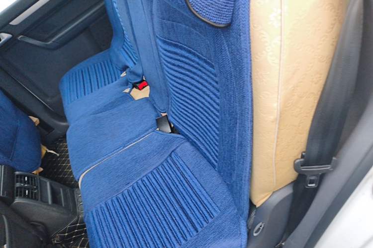 Used Volkswagen Touran 2015 1.4T Manual Comfort Edition 5-Seater Left Rear Seat