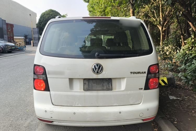 Used Volkswagen Touran 2015 1.4T DSG Comfort Edition 5 Seats Rear