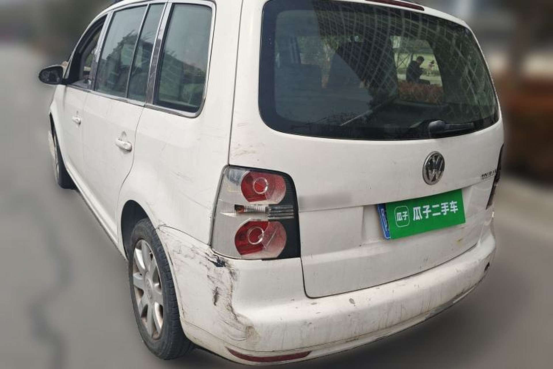 Used Volkswagen Touran  Rear Left 45 Deg