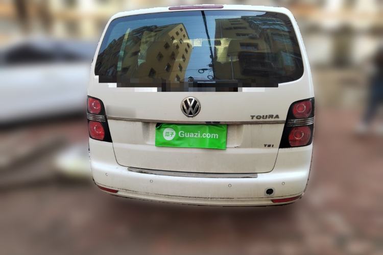 Used Volkswagen Touran 2015 1.4T Manual Fashion Edition 5-Seater Rear