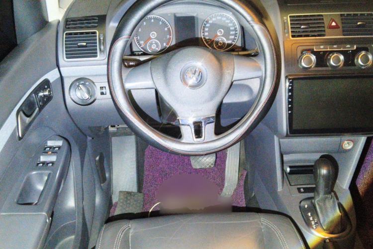 Used Volkswagen Touran 2015 1.4T DSG Comfort Edition 5 Seats Steering Wheel