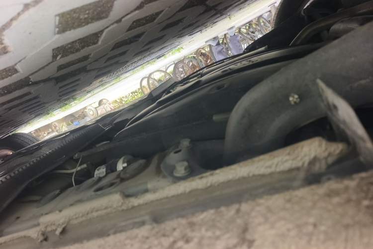 Used Volkswagen Touran 2015 1.4T Manual Comfort Edition 5-Seater Chassis Rear Right