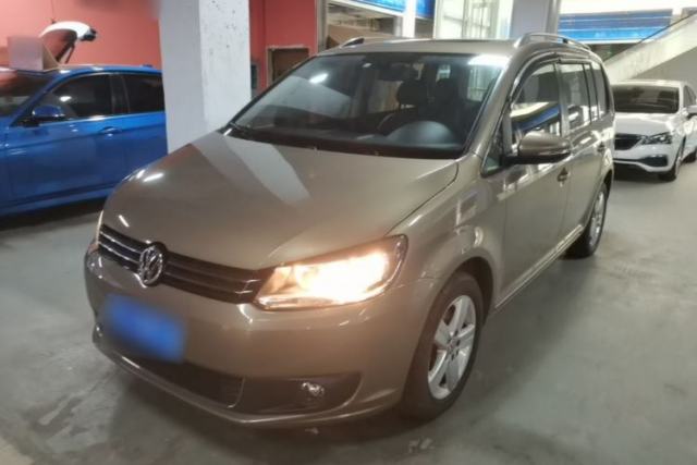 Used Volkswagen Touran 2015 1.4T DSG Comfort Edition 5 Seats