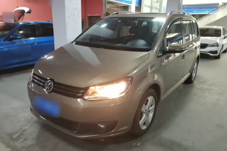 Used Volkswagen Touran 2015 1.4T DSG Comfort Edition 5 Seats Guazi used car, China used car export, Used car for sale, Used cars, Cheapest cars for sale