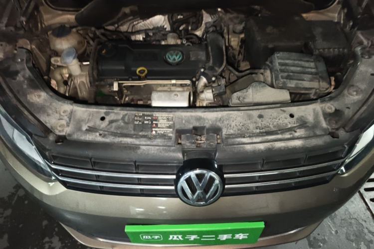 Used Volkswagen Touran 2015 1.4T DSG Comfort Edition 5 Seats Engine Bay
