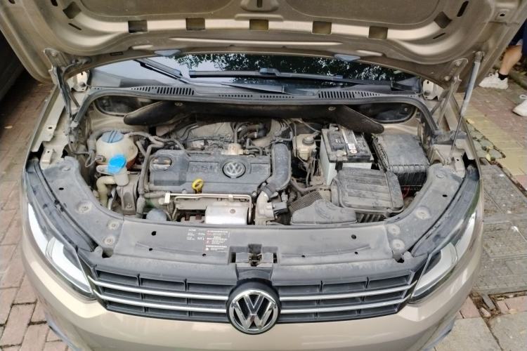 Used Volkswagen Touran 2015 1.4T DSG Comfort Edition 5 Seats Engine Bay