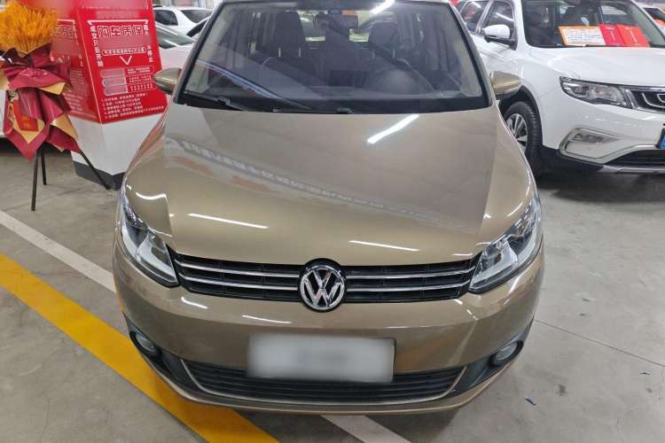 Used Volkswagen Touran 2015 1.4T DSG Comfort Edition 5 Seats Exterior 1
