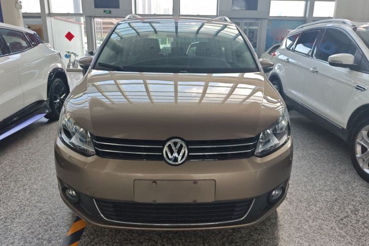 Used Volkswagen Touran 2015 1.4T DSG Comfort Edition 5 Seats Exterior 1