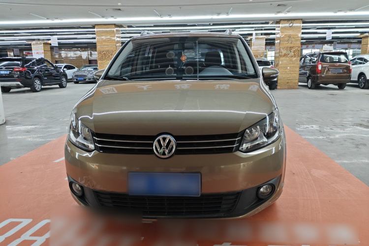 Used Volkswagen Touran 2015 1.4T Manual Fashion Edition 5-Seater Exterior 1