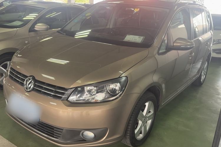 Used Volkswagen Touran 2015 1.4T DSG Comfort Edition 5 Seats Exterior 4