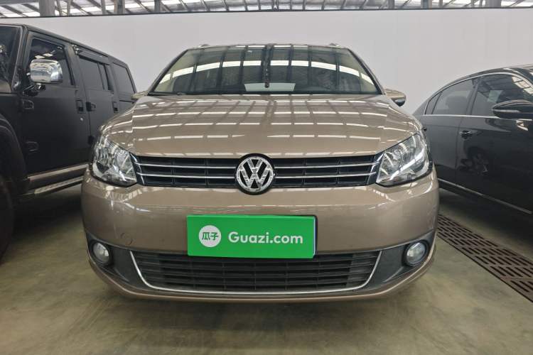 Used Volkswagen Touran 2015 1.4T DSG Comfort Edition 5 Seats Exterior 4