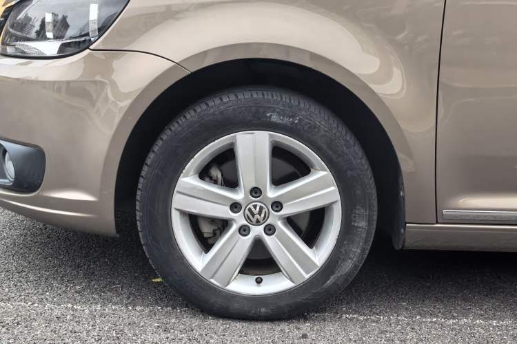 Used Volkswagen Touran 2015 1.4T DSG Comfort Edition 5 Seats Exterior 6