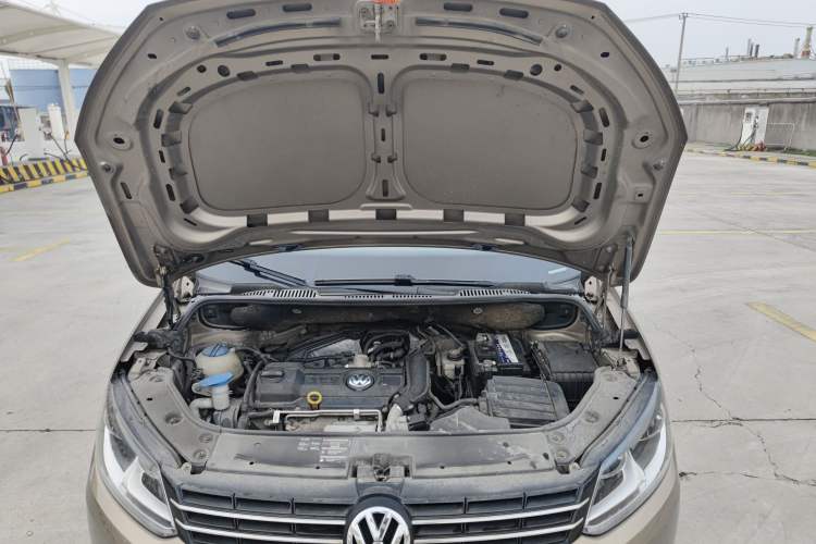 Used Volkswagen Touran 2015 1.4T DSG Comfort Edition 5 Seats Exterior 7
