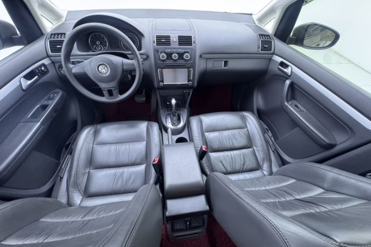 Used Volkswagen Touran 2015 1.4T DSG Comfort Edition 5 Seats Exterior 7