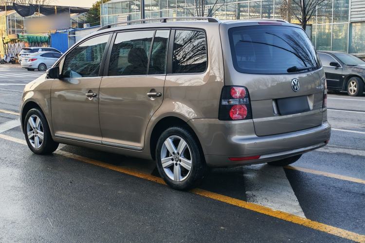 Used Volkswagen Touran 2015 1.4T DSG Comfort Edition 5 Seats Exterior 7