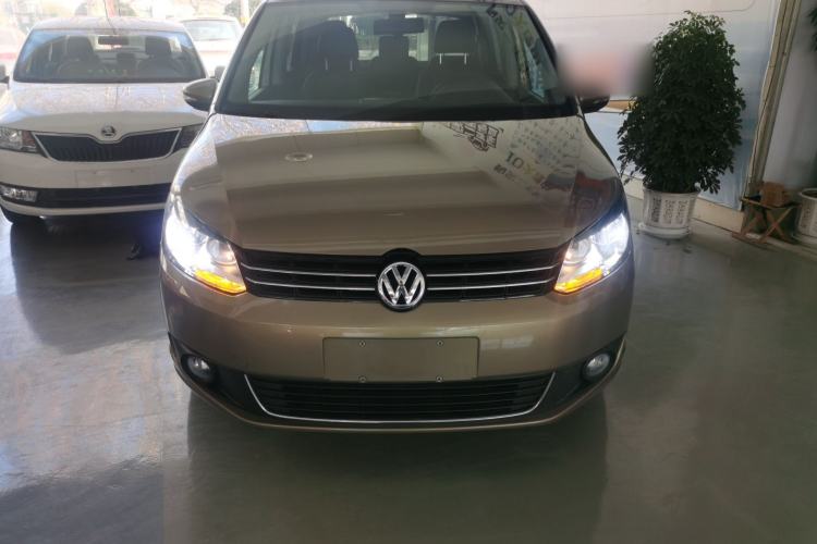 Used Volkswagen Touran 2015 1.4T DSG Comfort Edition 5 Seats Front