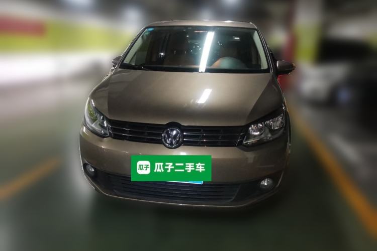 Used Volkswagen Touran 2015 1.4T Manual Fashion Edition 5-Seater Front
