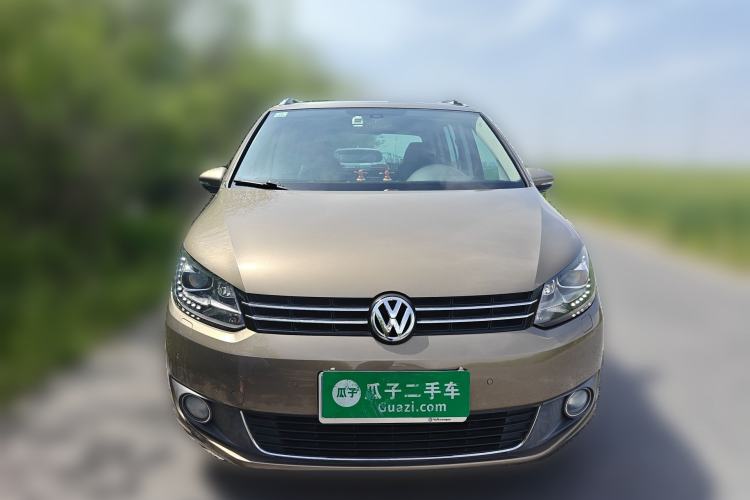 Used Volkswagen Touran 2015 1.4T DSG Flagship Edition 5-seater Front