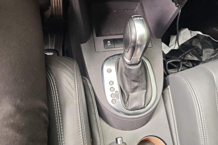 Used Volkswagen Touran 2015 1.4T DSG Comfort Edition 5 Seats Gear Lever
