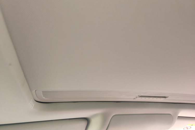 Used Volkswagen Touran 2015 1.4T DSG Comfort Edition 5 Seats Headliner