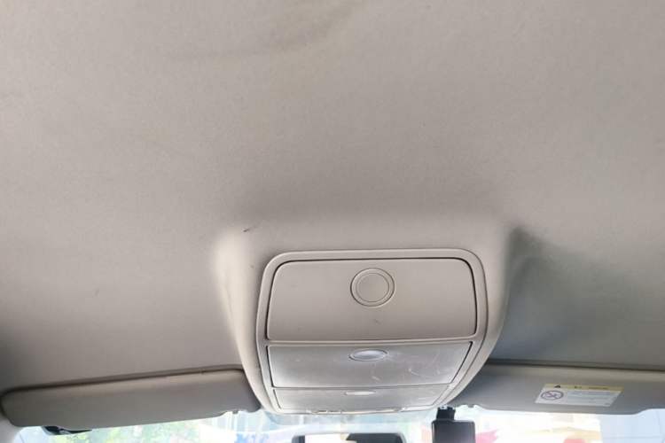 Used Volkswagen Touran 2015 1.4T Manual Fashion Edition 5-Seater Headliner