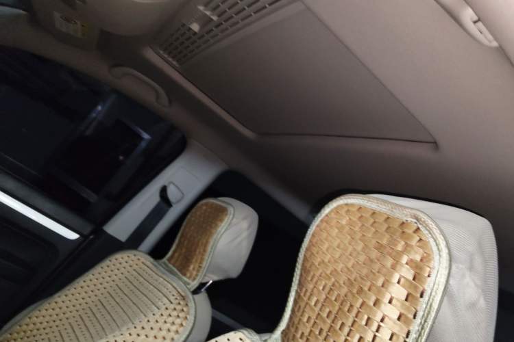 Used Volkswagen Touran 2015 1.4T DSG Luxury Edition 5-Seater Headliner