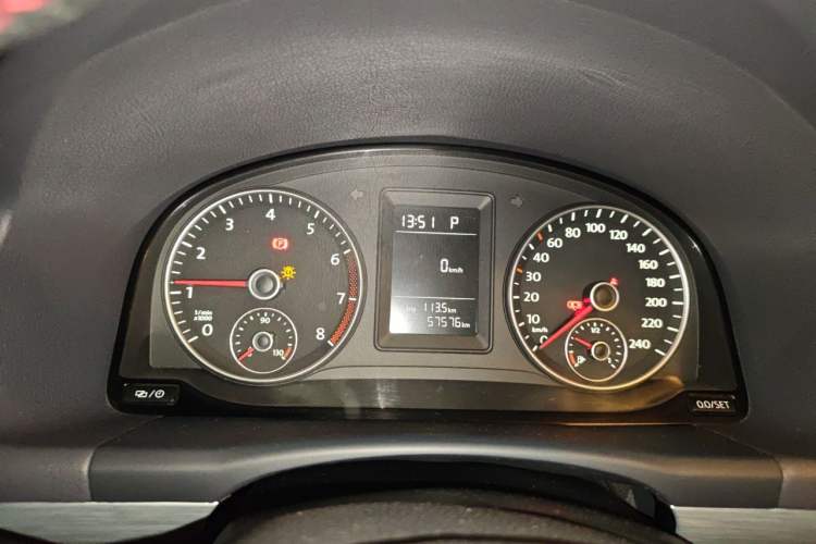 Used Volkswagen Touran 2015 1.4T DSG Comfort Edition 5 Seats Instrument Cluster
