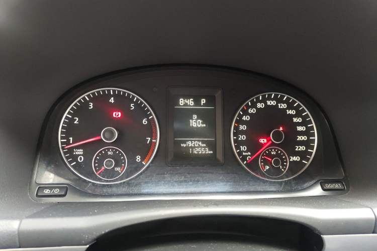 Used Volkswagen Touran 2015 1.4T DSG Comfort Edition 5 Seats Instrument Cluster