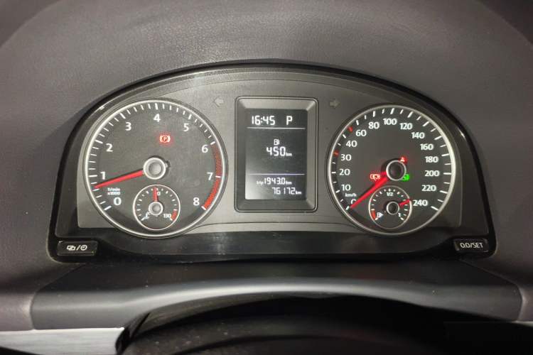 Used Volkswagen Touran 2015 1.4T DSG Comfort Edition 5 Seats Instrument Cluster