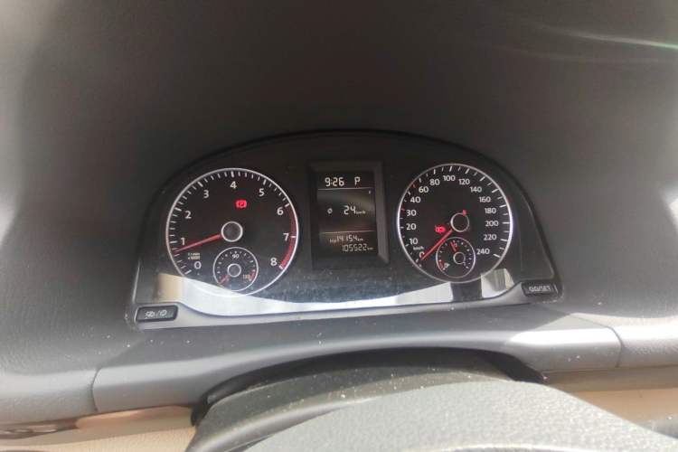Used Volkswagen Touran 2015 1.4T DSG Comfort Edition 5 Seats Instrument Cluster