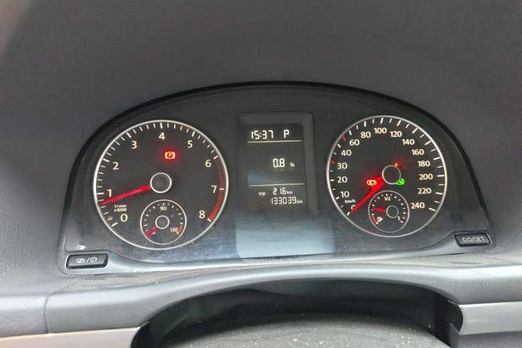 Used Volkswagen Touran 2015 1.4T DSG Comfort Edition 5 Seats Instrument Cluster