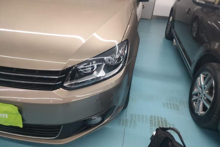 Used Volkswagen Touran 2015 1.4T DSG Comfort Edition 5 Seats Left Front Headlight